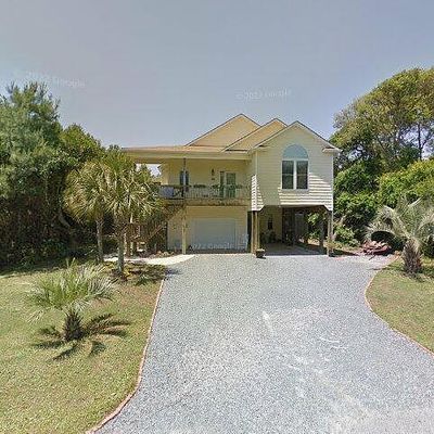 107 Se 71 St St, Oak Island, NC 28465