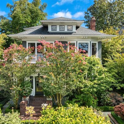 1108 Harvard Ave E, Seattle, WA 98102