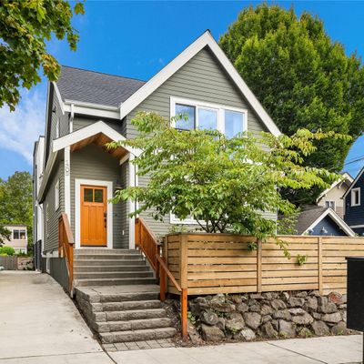 1308 3 Rd Ave W, Seattle, WA 98119