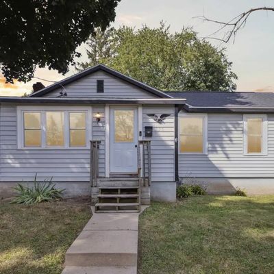 1326 Gartland Ave, Janesville, WI 53548