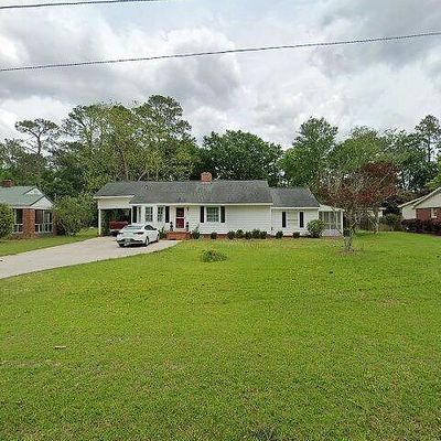 1327 4 Th St Sw, Moultrie, GA 31768