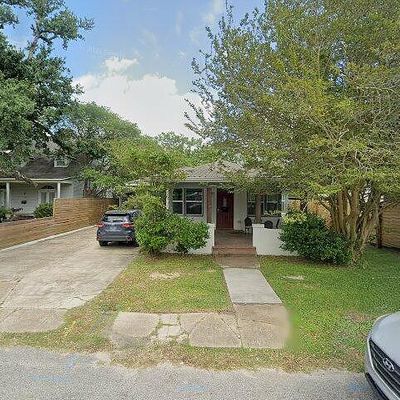 134 Lee St, Biloxi, MS 39530