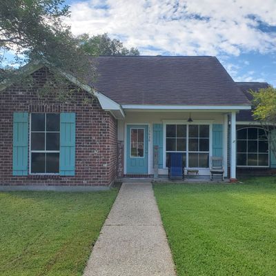 13438 Meadow Crossing Dr, Walker, LA 70785