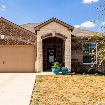 1384 Violet Ln, Kyle, TX 78640