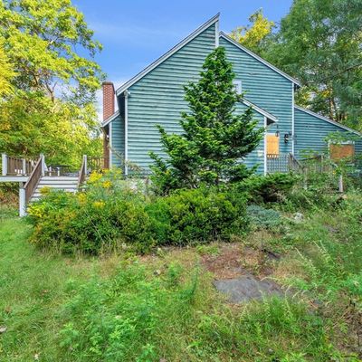 139 E Hill Rd, Brimfield, MA 01010