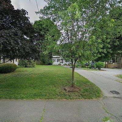 139 Hayward St, Braintree, MA 02184