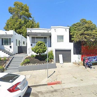 1394 E 31 St St, Oakland, CA 94602