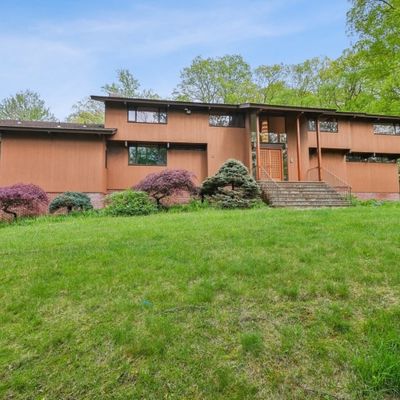 14 Cliffside Way, Boonton, NJ 07005