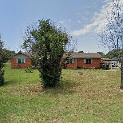 1427 Lilac Ave, Van Buren, AR 72956