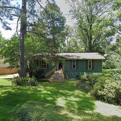 1217 Karen Dr, Laurel, MS 39440