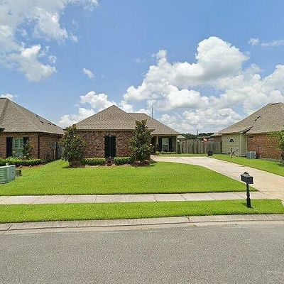 122 Dicharry Ct, Thibodaux, LA 70301