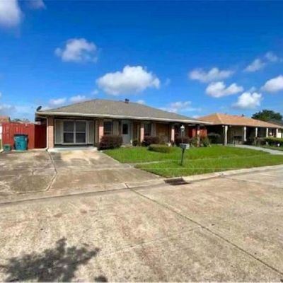 1252 King Dr, Marrero, LA 70072