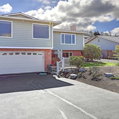 126 Vista Del Mar St, Camano Island, WA 98282