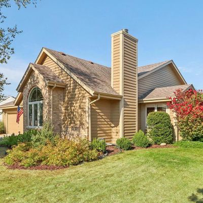 1288 Swallow Rd, Waukesha, WI 53189