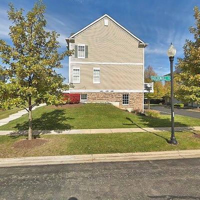 157 Goldenhill St, Carol Stream, IL 60188