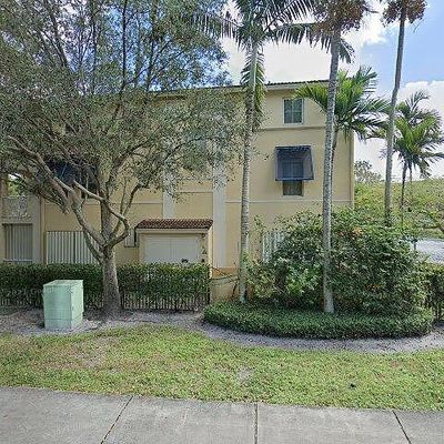 160 Jacaranda Country Club Dr #201, Plantation, FL 33324