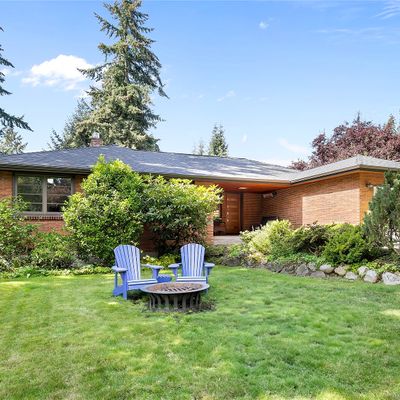 16403 Marine View Dr Sw, Burien, WA 98166