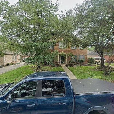 16418 Avenfield Rd, Tomball, TX 77377