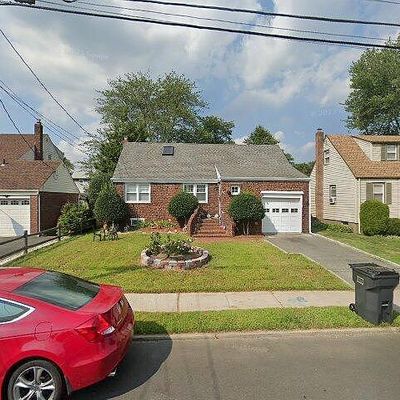 17 Deerfield St, Bergenfield, NJ 07621