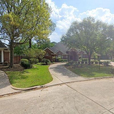 170 Old Bridge Lk, Houston, TX 77069