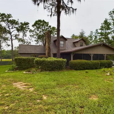 172 Hour Glass Cir, Hawthorne, FL 32640