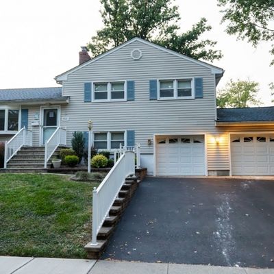 150 Lincoln Blvd, Clark, NJ 07066