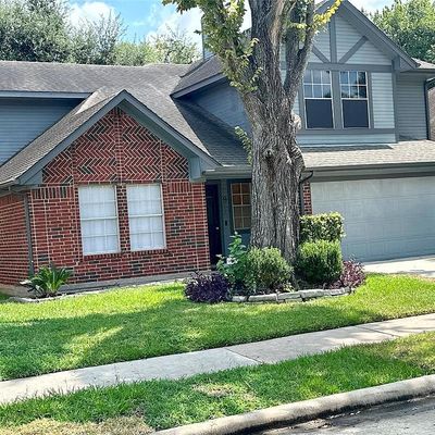 1914 Northcliff Pl, Sugar Land, TX 77478