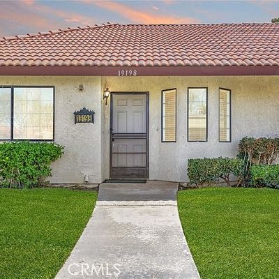 19198 Palo Verde Dr, Apple Valley, CA 92308