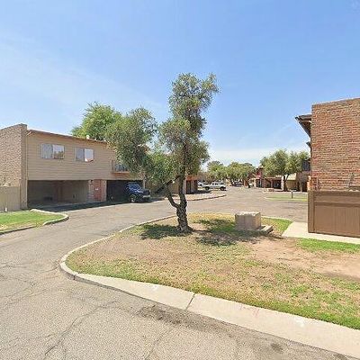 1979 N Camino Serna #D, Tucson, AZ 85715