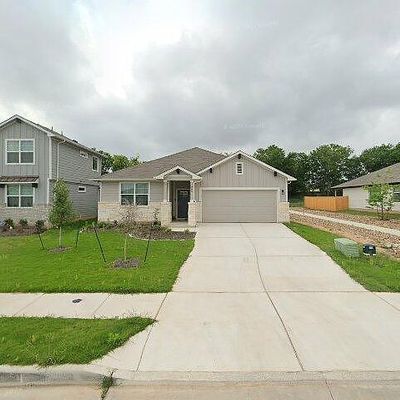 200 Big Sandy Creek Dr, Hutto, TX 78634