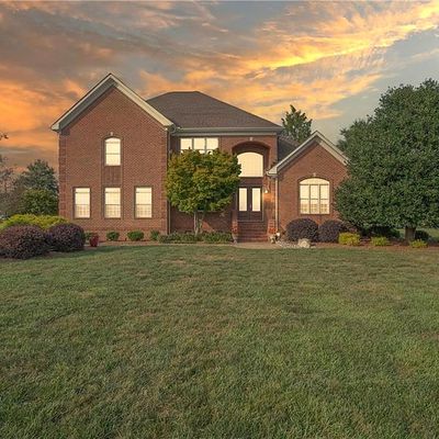 201 Saint Brides Rd W, Chesapeake, VA 23322