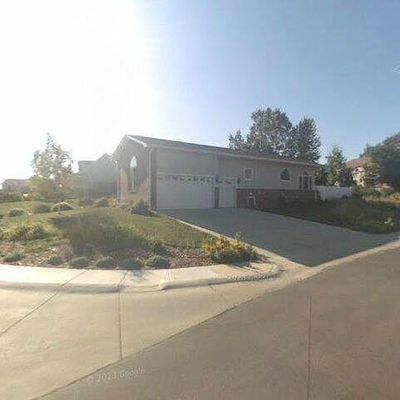 2027 Summit Dr, Sheridan, WY 82801