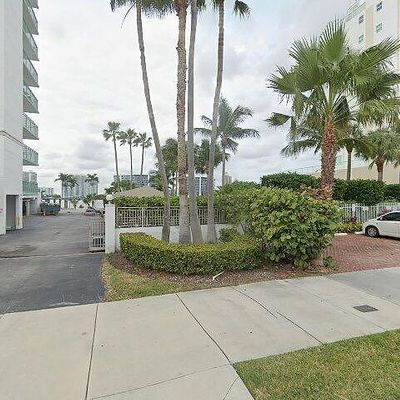 18100 N Bay Rd #906, Sunny Isles Beach, FL 33160