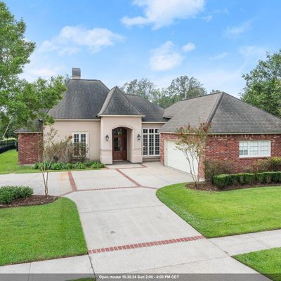 18319 Lake Harbor Ln, Prairieville, LA 70769