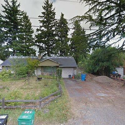 18528 Densmore Ave N #B, Shoreline, WA 98133