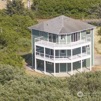 189 Sand Dune Ave Sw, Ocean Shores, WA 98569