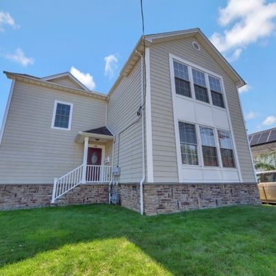 19 Sade St, Clifton, NJ 07013