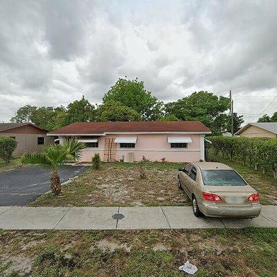 2221 Nw 30 Th Way, Fort Lauderdale, FL 33311