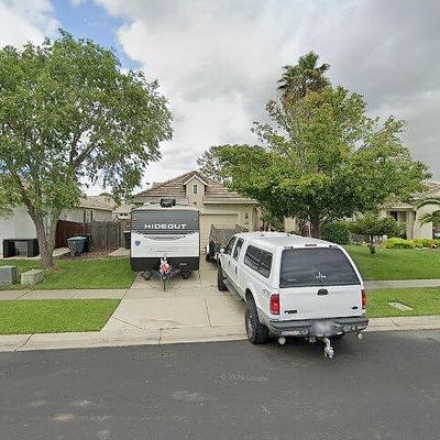 2221 Summerfield Ln, Olivehurst, CA 95961