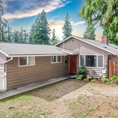 22406 56 Th Ave W, Mountlake Terrace, WA 98043