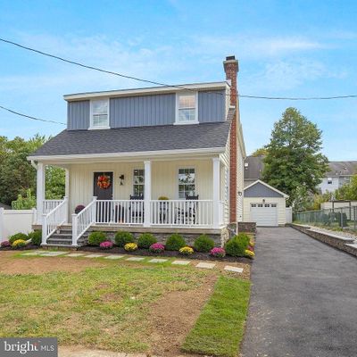 225 Hastings Ave, Havertown, PA 19083