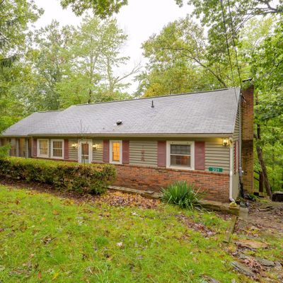 231 Honeysuckle Ln, Bluemont, VA 20135