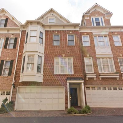 2313 N Van Buren Ct, Arlington, VA 22205