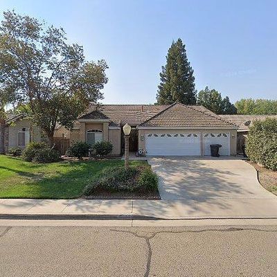 2409 E Oak Ave, Visalia, CA 93292