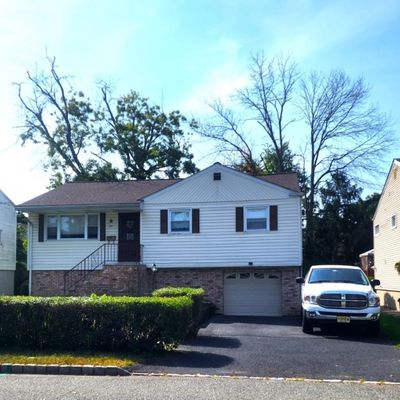 25 Huron Ave, Lake Hiawatha, NJ 07034