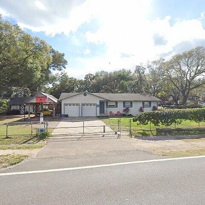 2101 E Lumsden Rd, Valrico, FL 33594