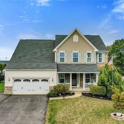 216 Springhill Dr, Oakdale, PA 15071