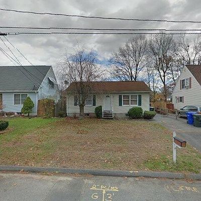 217 Mazarin St, Indian Orchard, MA 01151