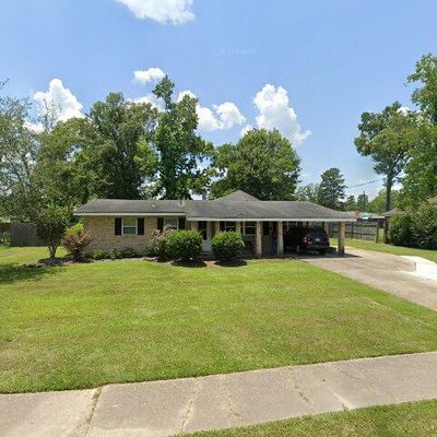 2181 S Woodcrest St, Denham Springs, LA 70726