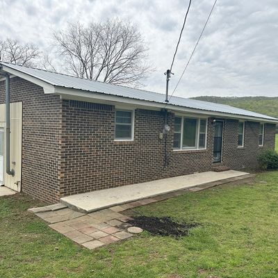 219 R D Prince Rd, Decherd, TN 37324